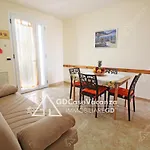 Apartment Gd Vacanza - Fronte Mare - *
